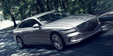 جنسیس مدل ۲۰۲۵ Electrified G80 را با تجمل بیشتر و برد حرکتی بالاتر معرفی کرد