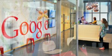 تلاش گوگل برای تامین برق مراکز داده هوش مصنوعی با نیروگاه‌های هسته‌ای نسل آینده