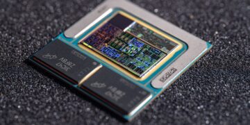 جزئیات تراشه "Lunar Lake" اینتل با تصاویر فوق‌رزولوشن آشکار شد