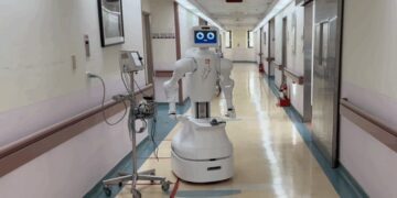 ربات Nurabot نخستین پرستار هوشمند جهان وارد بیمارستان‌ های تایوان شد