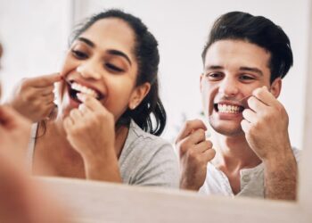 آمریکایی ها نخستین نخ دندان جهان با قابلیت سنجش استرس را ساختند