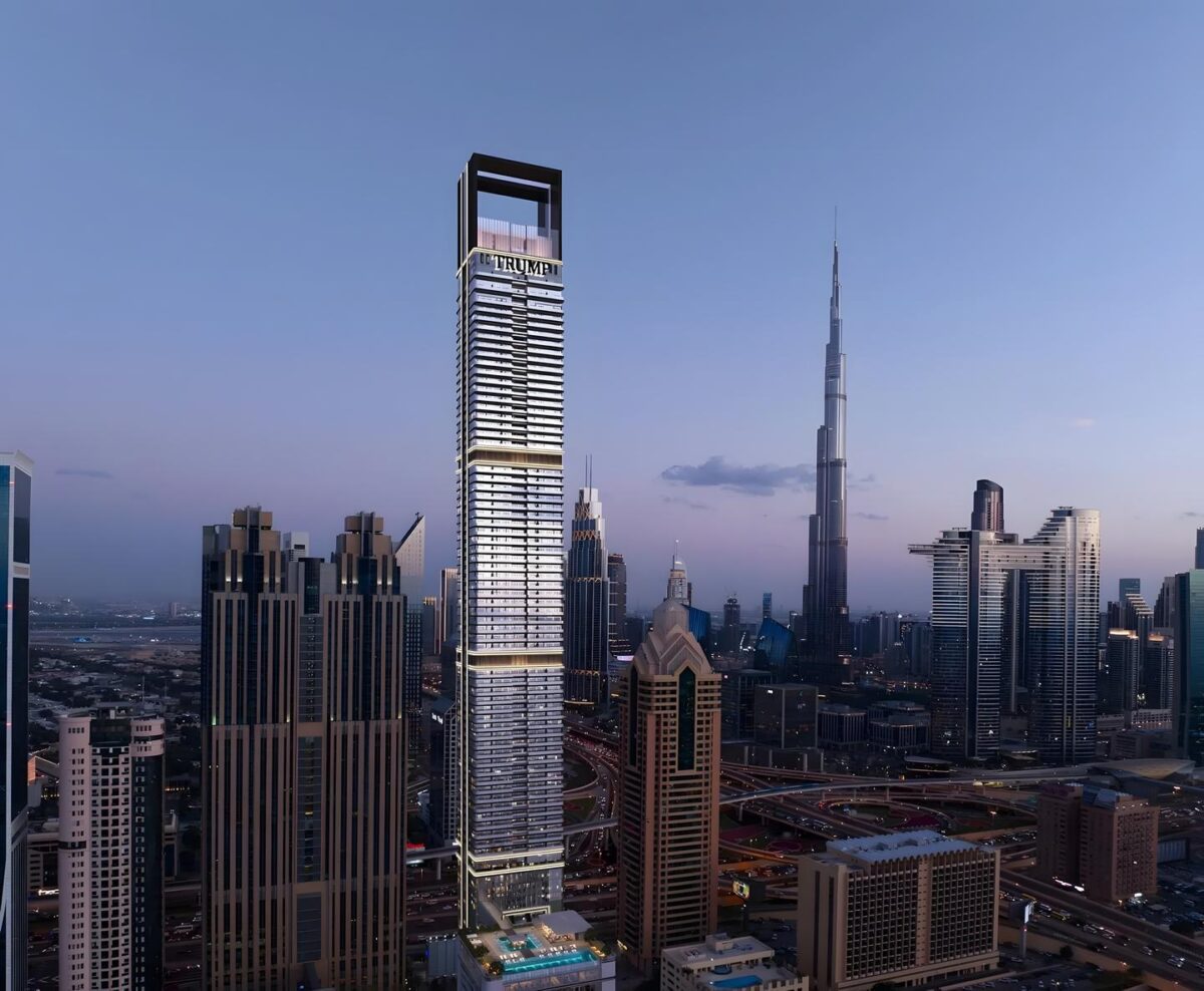 برج ترامپ در دبی بلندترین استخر روباز جهان را دارد