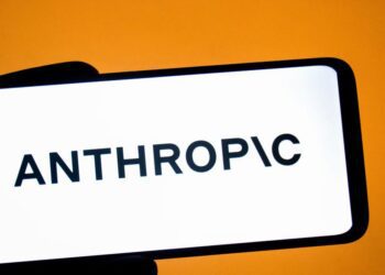 هوش مصنوعی Claude در اداره فروشگاه Anthropic ناکام ماند