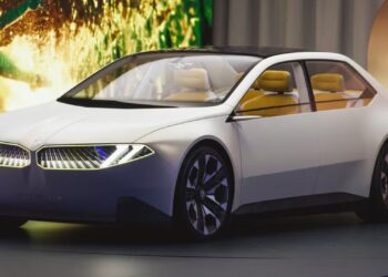 شرکت BMW با خودروی i3 Neue Klasse به جنگ تسلا مدل 3 می‌ رود