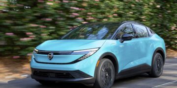 نسل جدید خودروی الکتریکی نیسان لیف رونمایی شد