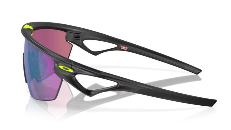 عینک هوشمند Oakley Meta به زودی رونمایی می‌ شود