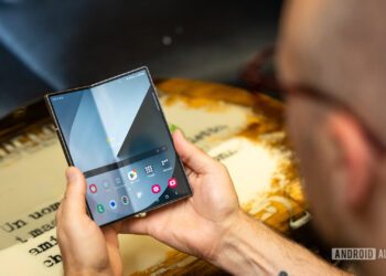 سامسونگ گوشی‌های تاشوی جدید خود را با اشتراک رایگان Google AI Pro عرضه می‌ کند