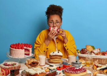 تاثیر غذاهای فوق فرآوری‌شده بر مغز و تغییر رفتار غذایی