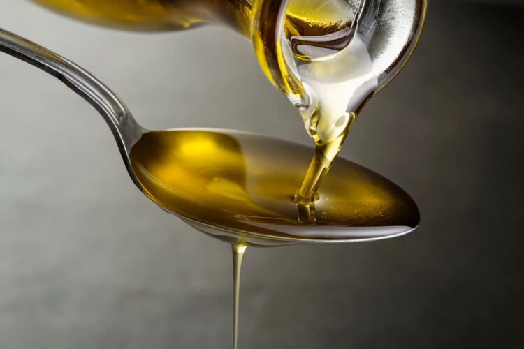 مصرف زیاد چربی مفید بدن را به تولید سلول‌ های چربی بیشتر ترغیب می ‌کند
