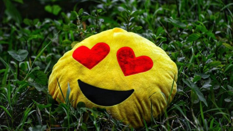 ۱۷ ژوئیه؛ روز جهانی ایموجی و معرفی محبوبترین ایموجیهای جهان