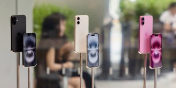 اپل، سامسونگ و ال‌جی را برای مقابله با تعرفه‌های آمریکا تحت فشار قرار می‌دهد