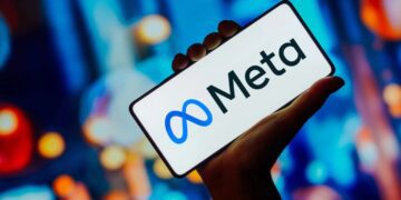 حذف ۶۳۵ هزار حساب کاربری مضر برای کودکان در اینستاگرام و فیسبوک