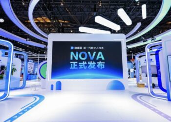انسان دیجیتال NOVA بایدو