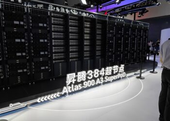 رونمایی عمومی هوآوی از خوشه هوش مصنوعی CloudMatrix؛ رقیبی قدرتمند برای سخت‌افزار GB200 شرکت انویدیا