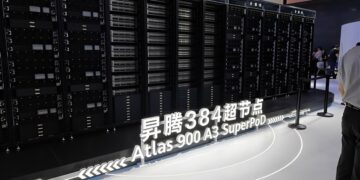 رونمایی عمومی هوآوی از خوشه هوش مصنوعی CloudMatrix؛ رقیبی قدرتمند برای سخت‌افزار GB200 شرکت انویدیا