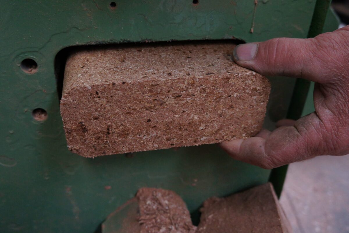 دانشمندان از تفالههای قهوه آجرهایی پایدار و سازگار با محیط زیست ساختند