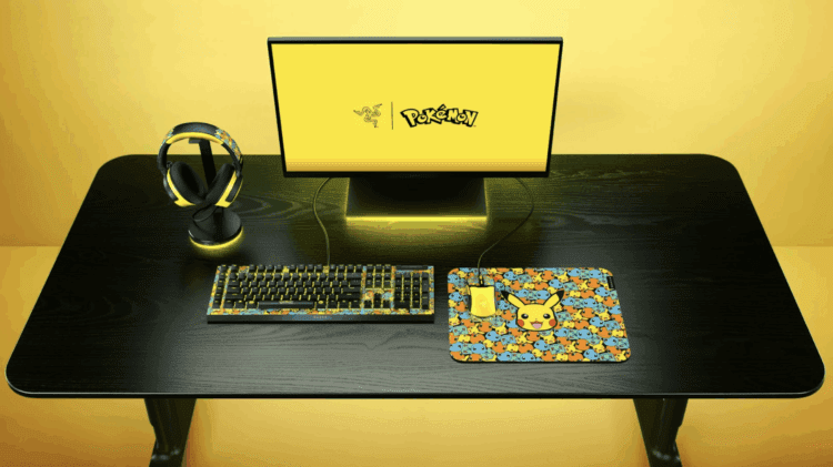 پس از استقبال گسترده در آسيا، شرکت Razer مجموعه‌ای از تجهيزات گيمينگ با طراحي الهام‌گرفته از Pokémon را به‌صورت جهانی عرضه کرد. اين مجموعه شامل کيبورد، ماوس، هدست و ماوس‌پد بوده و طرفداران اين فرنچايز محبوب را در اروپا، آمريکا، استراليا و ساير نقاط جهان هدف قرار داده است.