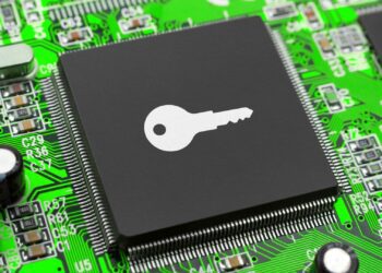 با پایان یافتن اعتبار کلید امضای Secure Boot مایکروسافت در ۱۱ سپتامبر، بسیاری از کاربران لینوکس ممکن است با مشکلاتی در اجرای سیستم‌عامل‌های خود مواجه شوند؛ مشکلی که به‌ویژه برای کاربرانی که به امنیت بوت سیستم اهمیت می‌دهند، دردسرساز خواهد بود.