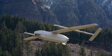 پرواز موفق پهپاد هیدروژنی Z1 با قابلیت رادارگریزی