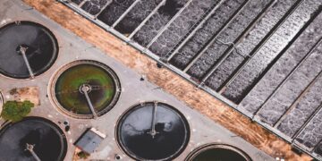 حذف کربن ناشی از سخت‌افزار هوش مصنوعی با فضولات انسانی