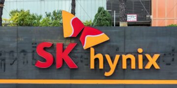 SK hynix برای نخستین‌بار از سامسونگ پیشی گرفت و به بزرگ‌ترین سازنده حافظه جهان تبدیل شد