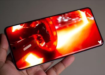 ریلمی ۱۵ پرو با تم گیم آف ترونز