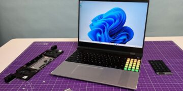 لپ‌تاپ ماژولار فریم‌ورک 16