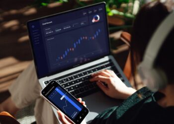 اپلیکیشن استخراج رمزارز IOTA Miner