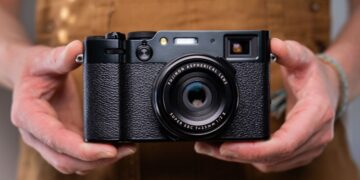 افزایش قیمت گسترده دوربین‌های فوجی‌فیلم در پی تعرفه‌های تجاری جدید دولت ترامپ