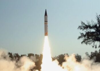 هند موشک هستهای Agni-5 با برد ۵۰۰۰ کیلومتر را با موفقیت آزمایش کرد