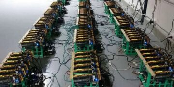 ماینرها ۴ برابر نیروگاه بوشهر برق مصرف می کنند