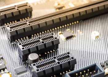 استاندارد PCIe 8.0 با پهنای باند ۱ ترابایت معرفی شد