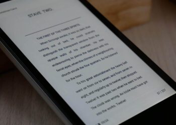 کتابخوان جیبی جدید شیائومی با رم ۶ گیگابایتی و اندروید ۱۴ معرفی شد