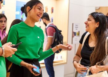 پیشتازی اپل در بازار گوشی‌های پرچم‌دار