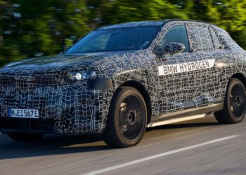 انتشار رسمی نخستین تصاویر BMW X5 جدید