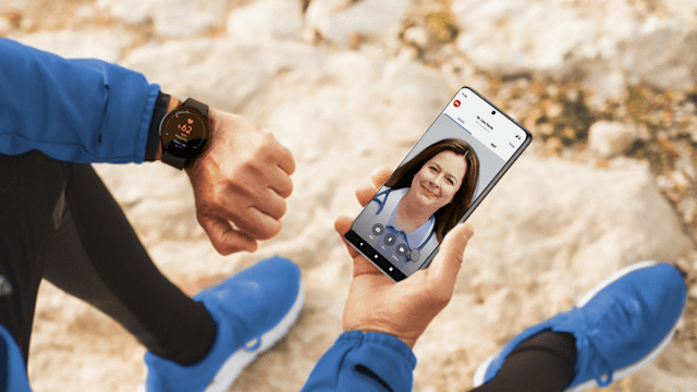 اپلیکیشن سلامتی سامسونگ (Samsung Health) با افزودن قابلیتهای جدیدی از جمله امکان رزرو ویزیت مجازی با پزشکان از طریق پلتفرم HealthTap، یکپارچهسازی با داروخانههای Walgreens برای مدیریت داروها و ارائه محتوای ورزشی پیشرفته، به یک پلتفرم جامعتر برای مدیریت سلامت تبدیل شده است.