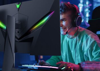 مانیتور ۱۰۰۰ هرتزی AntGamer با همکاری AMD در راه است
