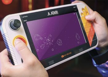 آتاری رسماً کنسول دستی جدید خود با نام Atari Gamestation Go را برای پیش‌خرید عرضه کرده است.