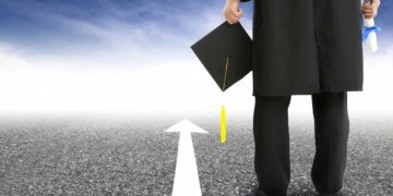 کاهش چشمگیر مهاجرت نخبگان مهندسی و پزشکی