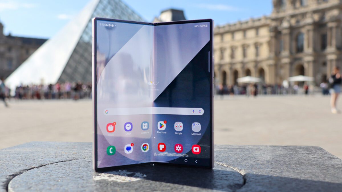 گوشی سه تاشوی Galaxy Z TriFold سامسونگ به صورت محدود عرضه خواهد شد
