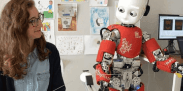 مغز انسان در زمان همکاری با ربات، دست آن را بخشی از بدن خود می داند