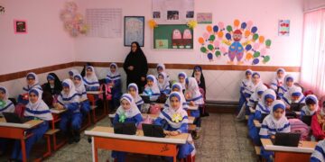 آغاز سال تحصیلی جدید؛ ۱۶میلیون دانش آموز سر کلاس درس رفتند