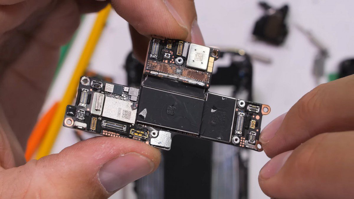iPhone Air teardown
