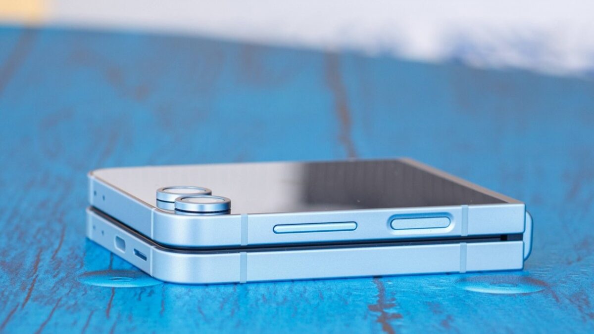مقایسه Z Flip7 FE با Z Flip7؛ شباهتها و تفاوتها