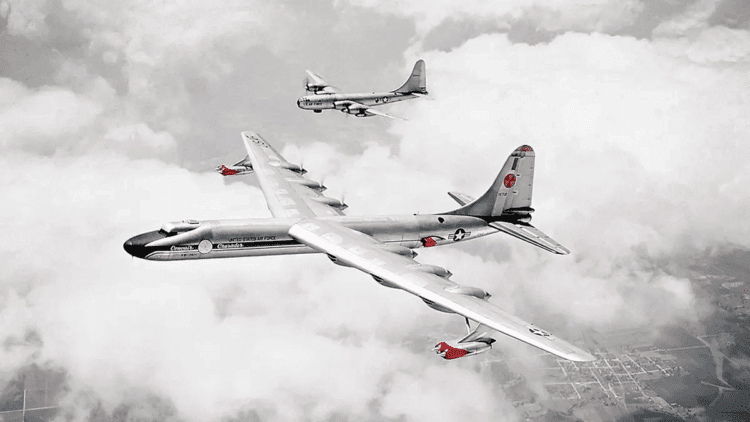 ۹ ایده شگفتانگیز عصر اتم؛ از خودروهای هستهای تا خانههای اتمی