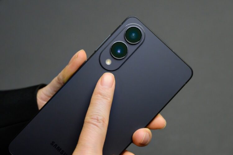 پایان سری اج؛ سامسونگ در حال توسعه گوشی فوقباریک جدید با نام More Slim