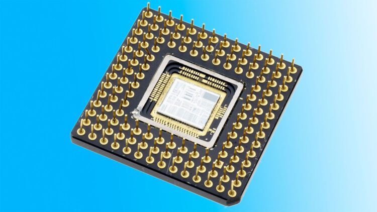 چهل‌سالگی پردازنده i386 اینتل