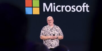 مایکروسافت مراکز داده هوش مصنوعی آینده خود را با تراشه‌های اختصاصی‌ خود می‌ سازد