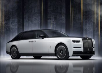 رولزرویس با یک خودروی ویژه، صدمین سالگرد فانتوم را جشن گرفت