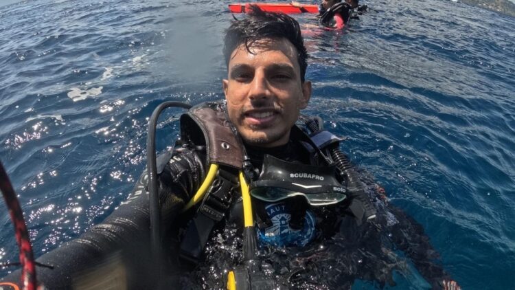 SCUBA diver's life saved by Apple Watch Ultra